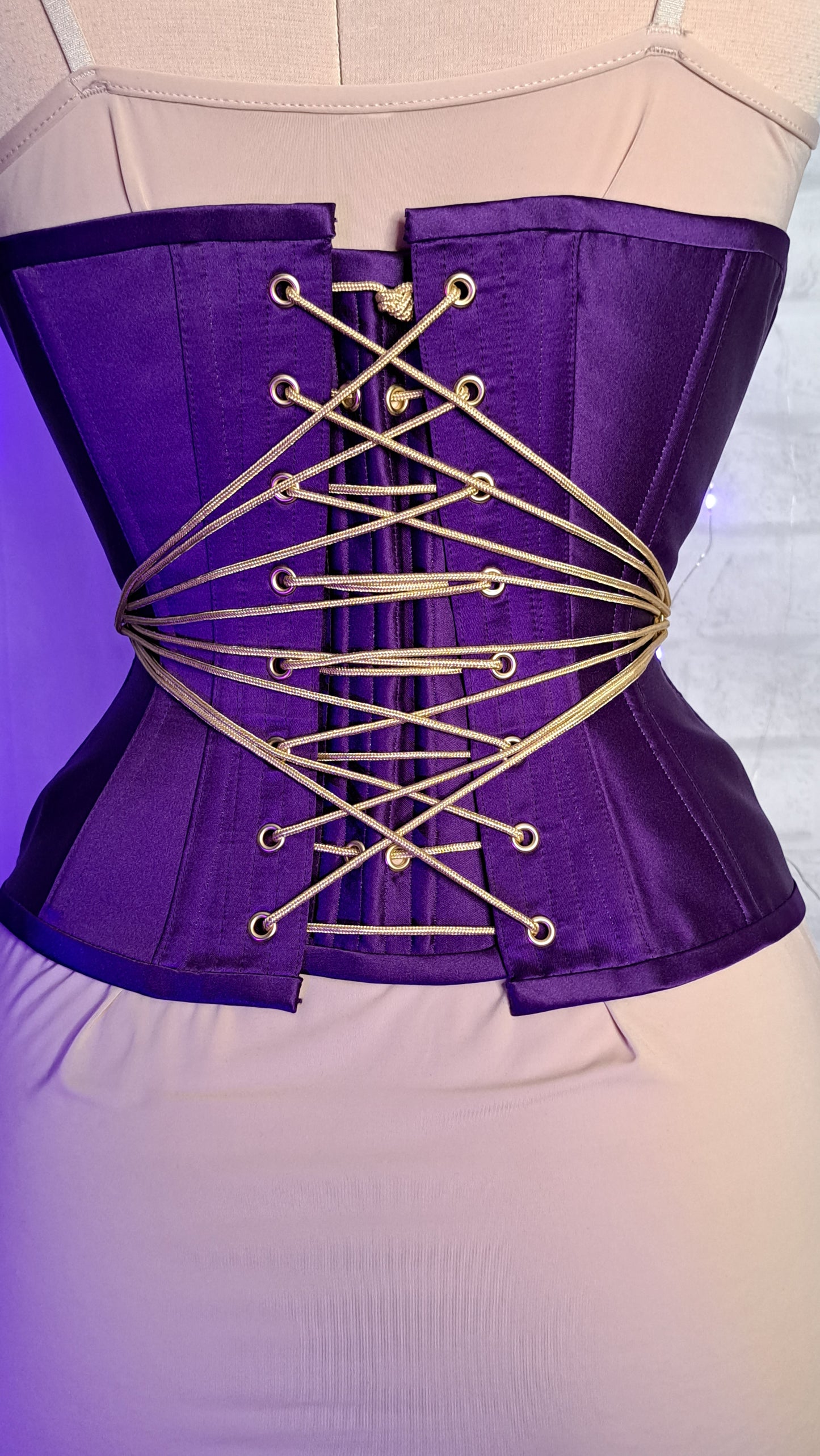 Rebecca - underbust corset with metallic fan lacing