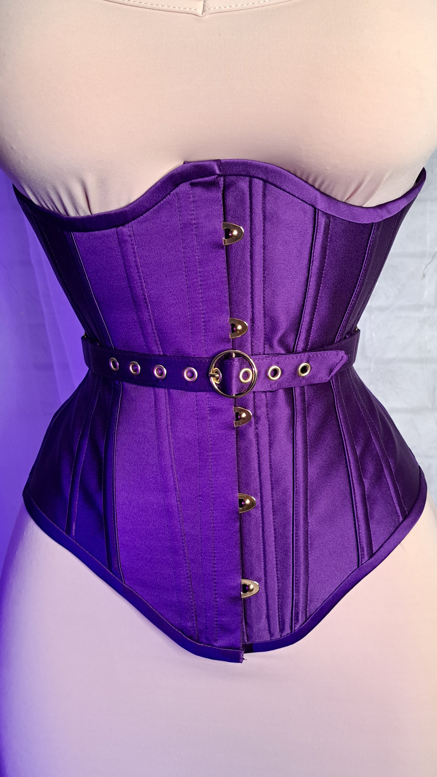 Rebecca - underbust corset with metallic fan lacing