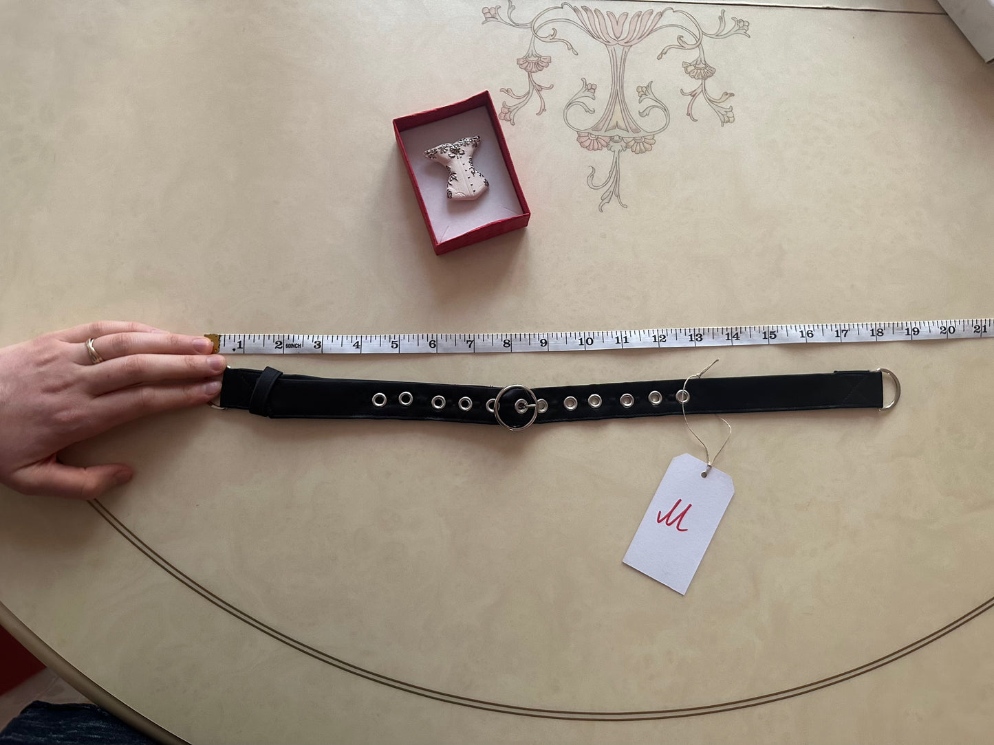 Fan lacing belts