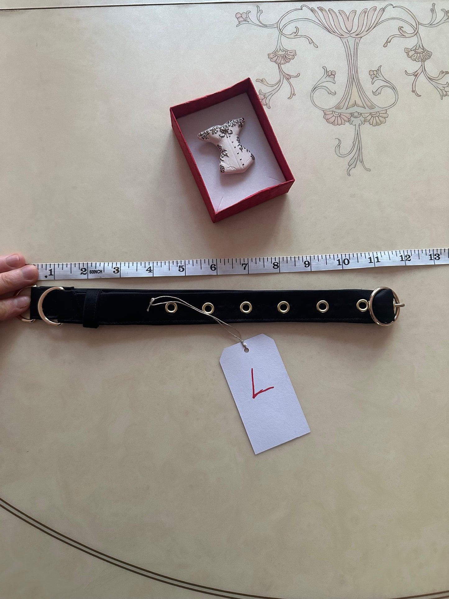 Fan lacing belts